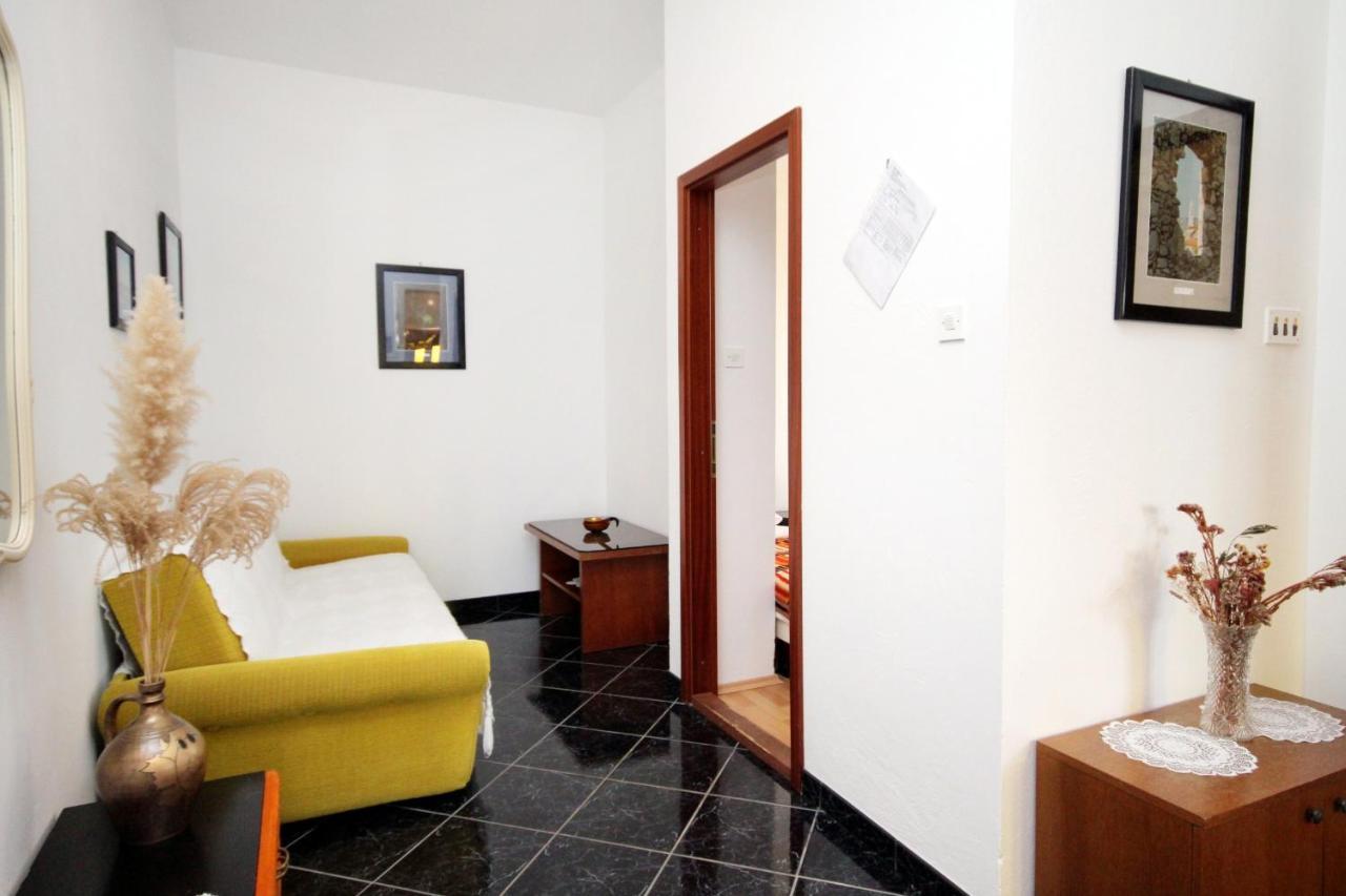 Apartments With A Parking Space Novi Vinodolski - 5600 Ngoại thất bức ảnh