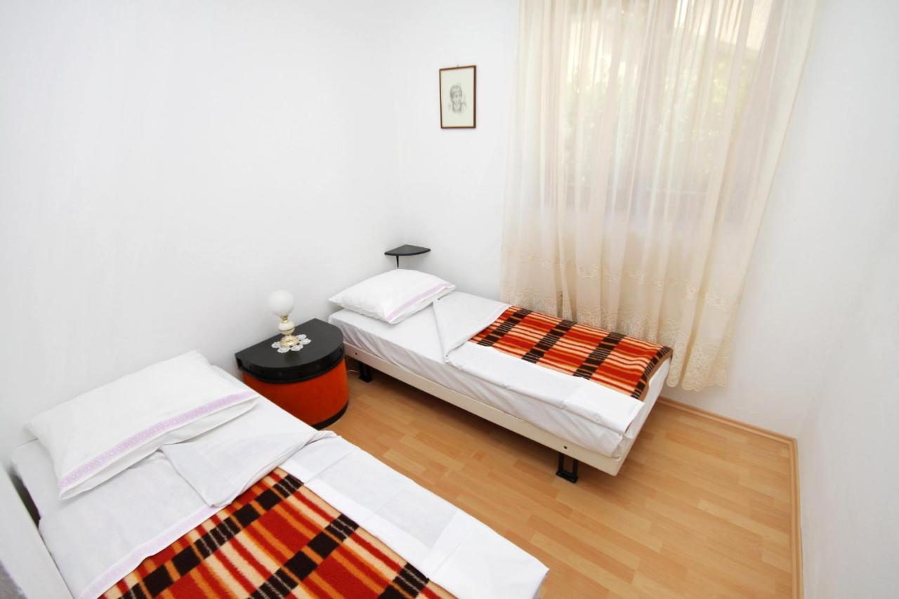 Apartments With A Parking Space Novi Vinodolski - 5600 Ngoại thất bức ảnh