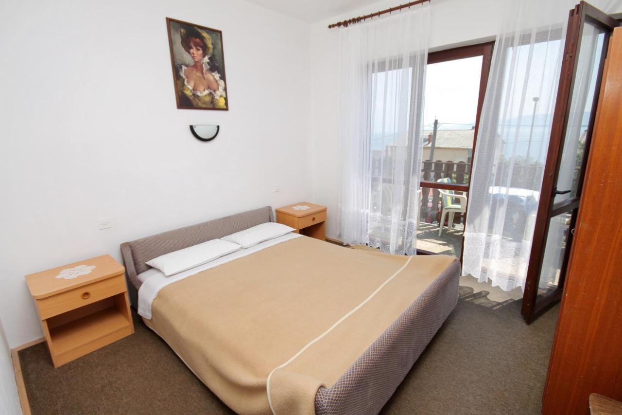 Apartments With A Parking Space Novi Vinodolski - 5600 Ngoại thất bức ảnh